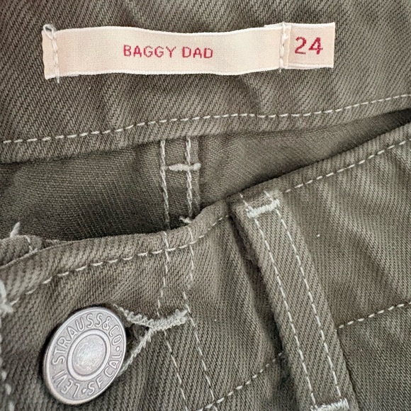 Levi's Baggy Dad Jeans in Olive - Picture 3 of 6